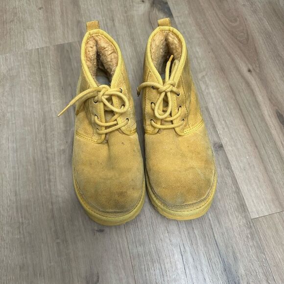 UGG Yellow Suede Lace Up Boots Sz 6 - Picture 2 of 5